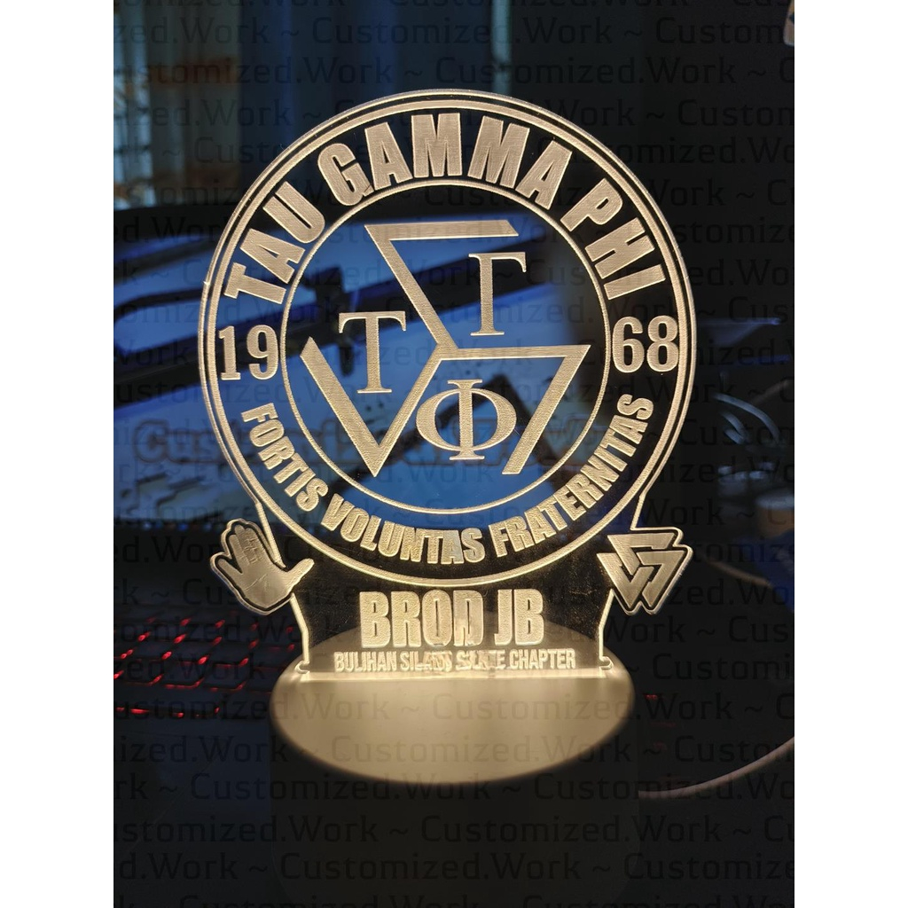 TRISKELION DESK LAMP - TAU GAMMA PHI - PERSONALIZED WITH NAME - ENGRAVED - Image 3