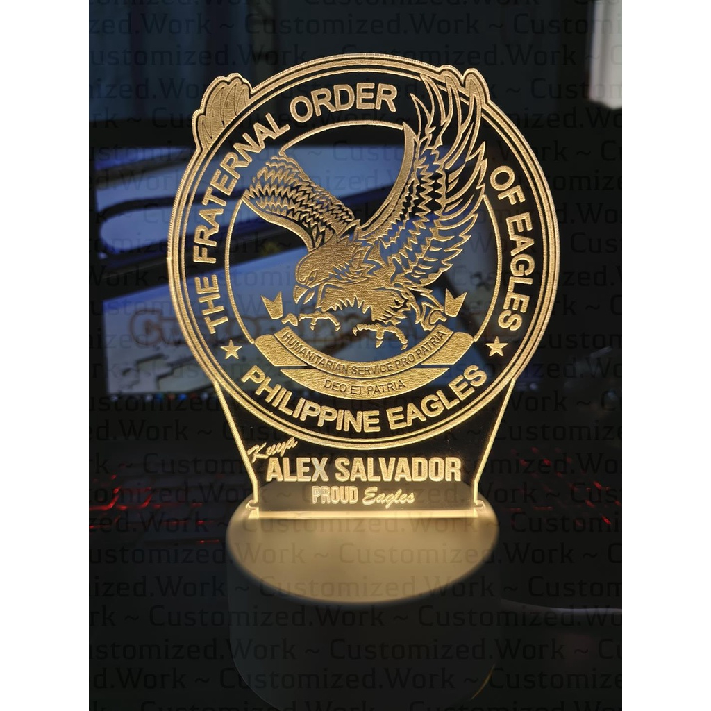EAGLES DESK LAMP - THE FRATERNAL ORDER OF EAGLES - CUSTOMIZED WITH NAME & CLUB - ENGRAVED - Image 6